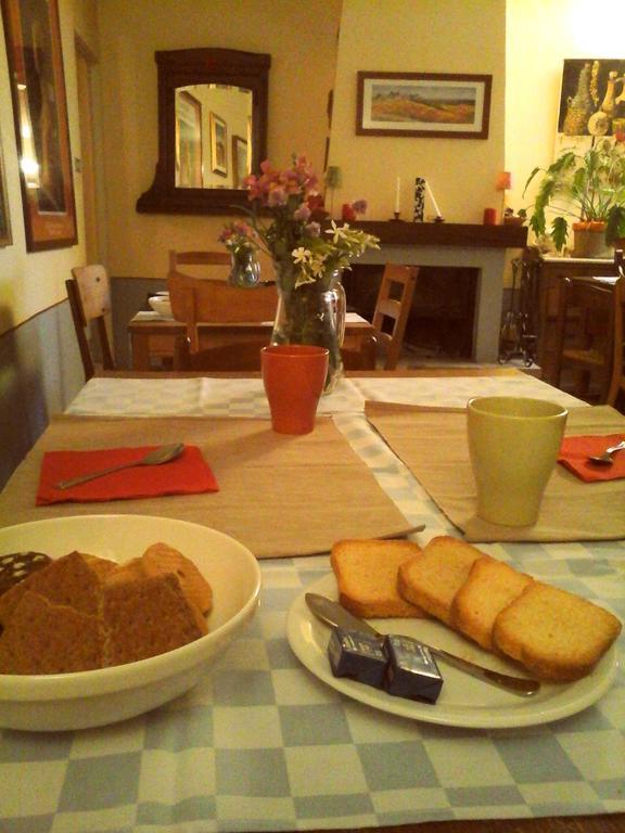 Il Cortiletto Dei Capperi Bed and Breakfast Gassino Torinese Eksteriør billede