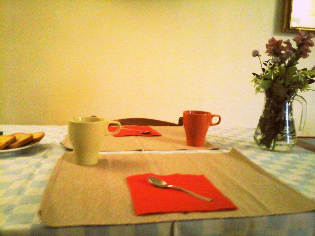 Il Cortiletto Dei Capperi Bed and Breakfast Gassino Torinese Eksteriør billede
