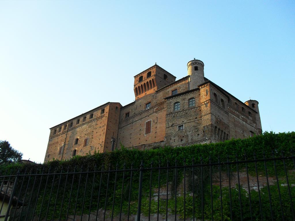 Il Cortiletto Dei Capperi Bed and Breakfast Gassino Torinese Eksteriør billede
